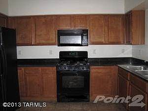 022-217690 kitchen 3