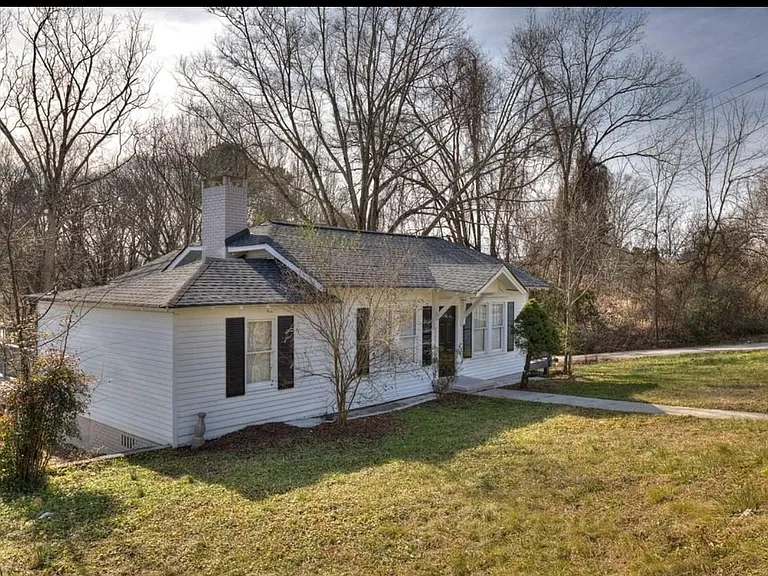 366 W Memorial Dr — Photo 7