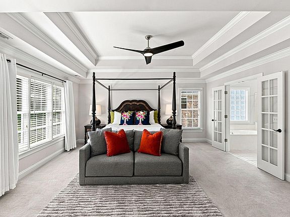 3rd image of 305 Trotters Field Way