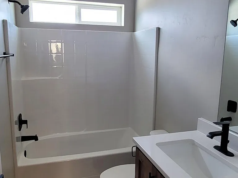 2875 Cody Dr #4 — Photo 6