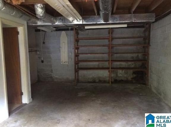 5th image of 508 Argonne Dr NE