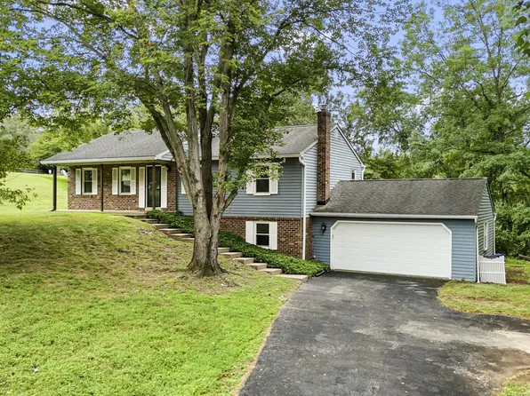 718 Southern Dr, West Chester, PA 19380