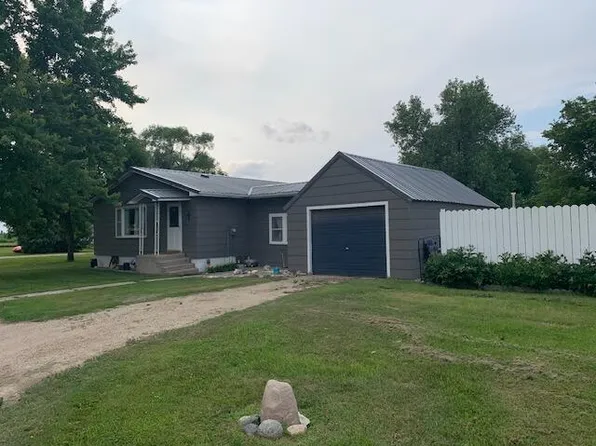 4002 2nd Ave W, Northville, SD 57465