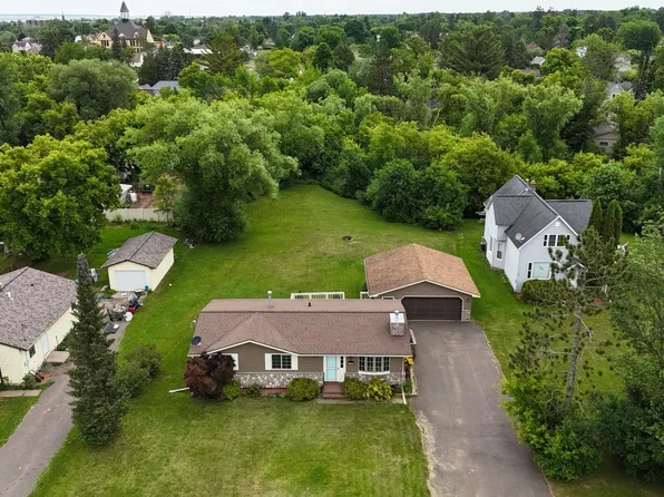 718 16th Ave W, Ashland, WI 54806