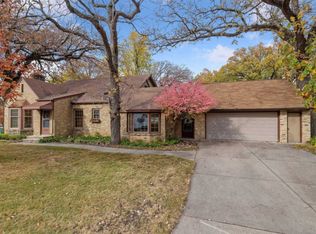 7355 Girard Ave S, Richfield, MN 55423
