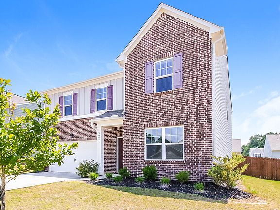5th image of 3865 Newbury Place Dr