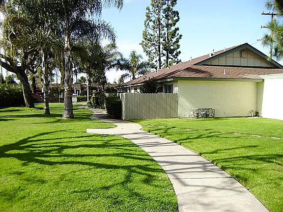 Bella Vista Apartment Homes