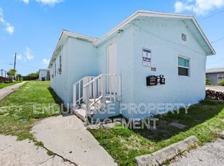 1125 W 28th St, Riviera Beach, FL 33404