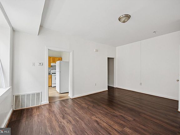 4th image of 38 N 50th St