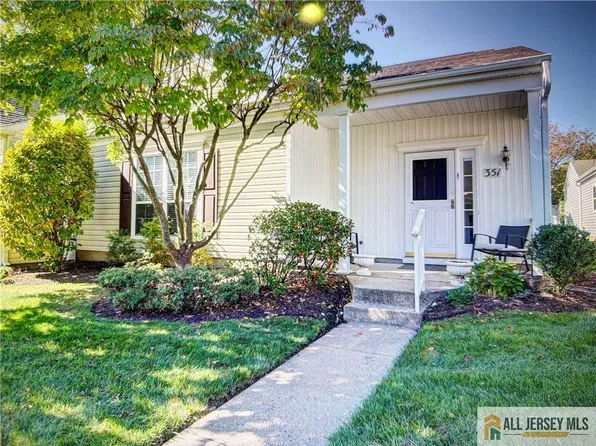 351 Harrier Dr, Monroe Township, NJ 08831