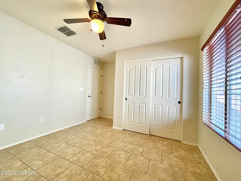 11889 W Heyburn Dr — Photo 25