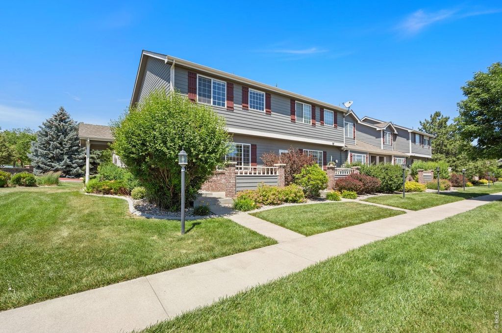 408 Strasburg Dr #B15