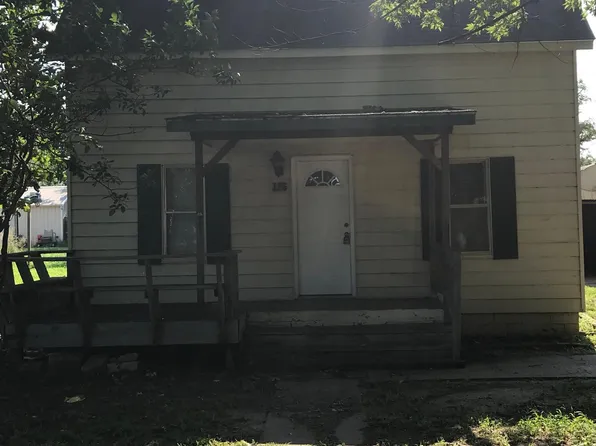 116 N Hutchinson Ave, Haven, KS 67543