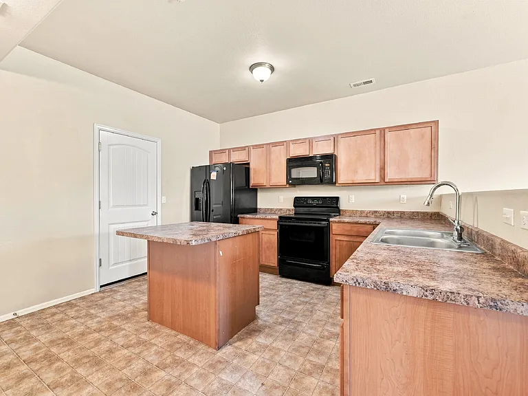 4910 Great Owl Point — Photo 8