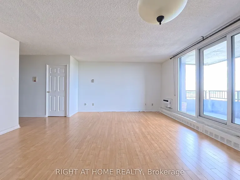 1785 Frobisher Ln #2001 — Photo 4