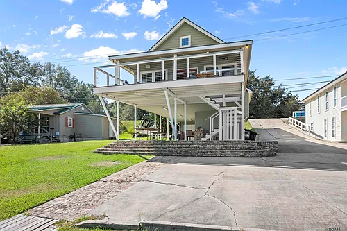 6852 False River Rd Photo 1