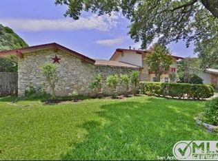 6112 Rue Francois St, Leon Valley, TX 78238