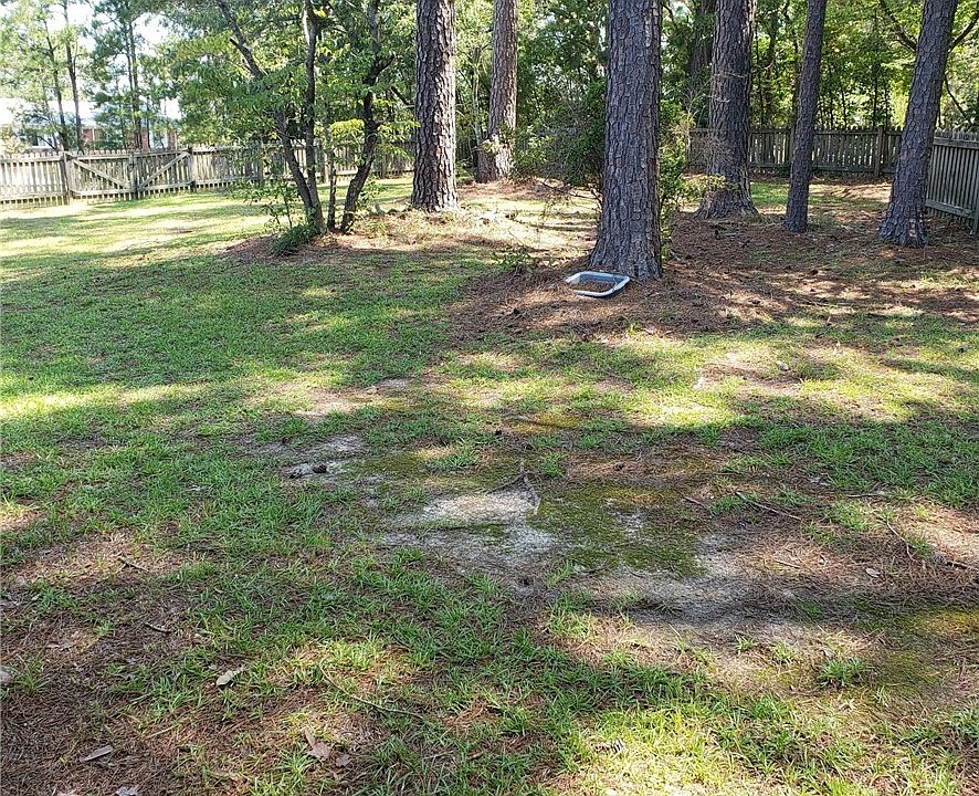 2nd image of 214 Highview Dr
