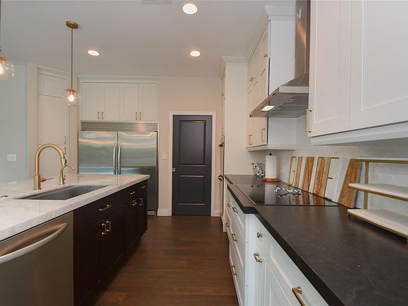 5th image of 7050 NW 75th Street