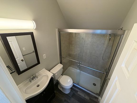 2nd image of 685 Washington St