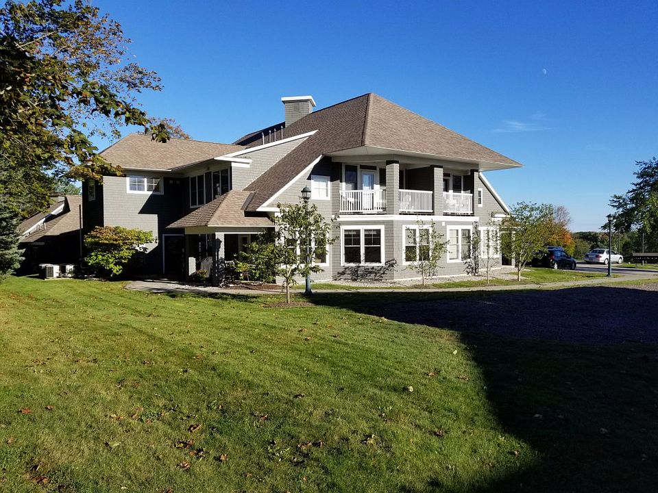 1st image of 8 Camperdown Elm Dr #1