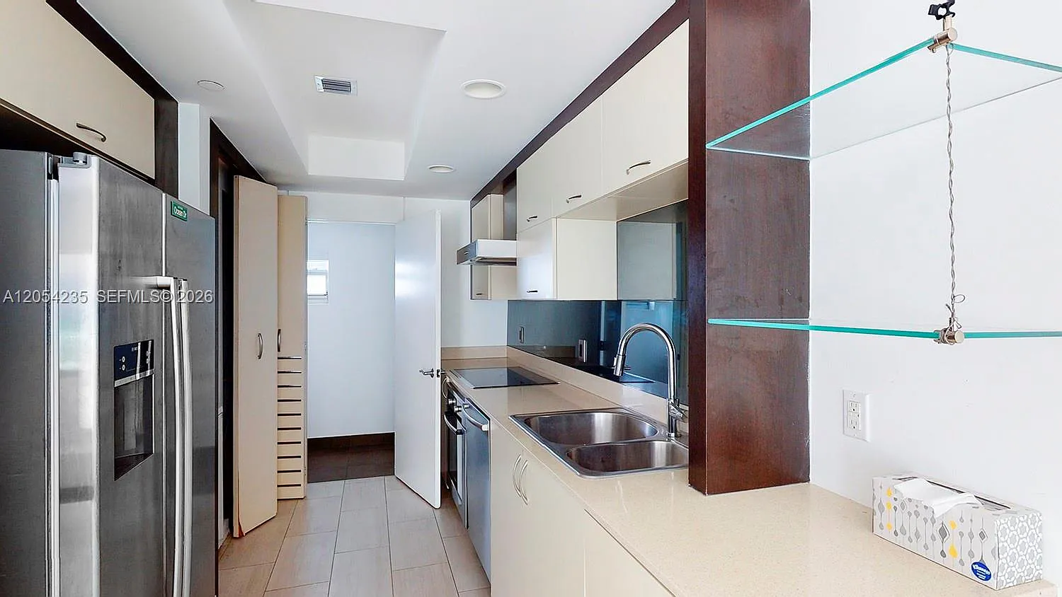 Park Villas Condo — Photo 3