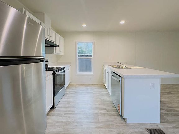 4th image of 5 Kokanee Ln #34