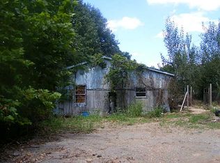 18052 Ridge Rd, Gravette, AR 72736