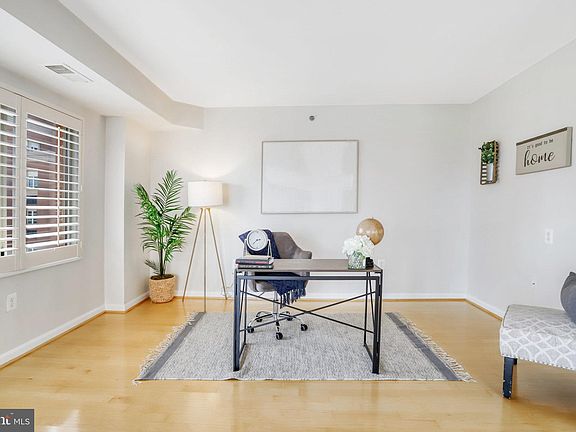 4th image of 2151 Jamieson Ave Unit 1509