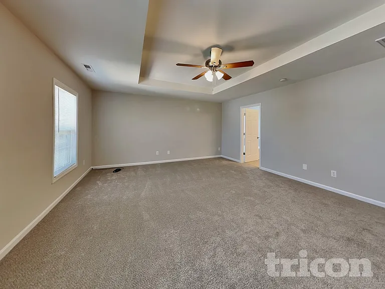 30 Rowan Dr — Photo 6