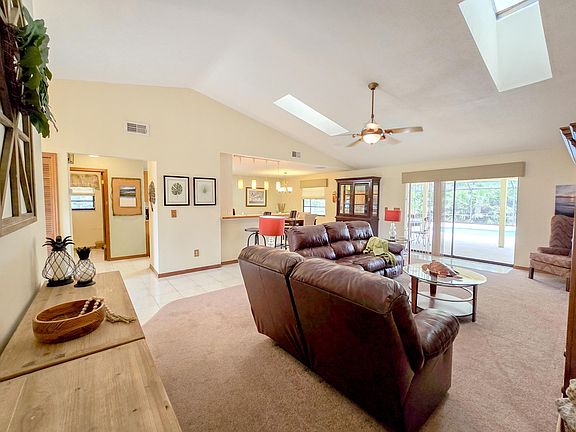 4th image of 2126 SE Bisbee Street