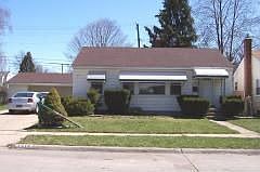 2nd image of 4515 Woodward St