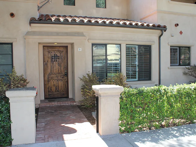302 S Voluntario St #1 — Photo 8