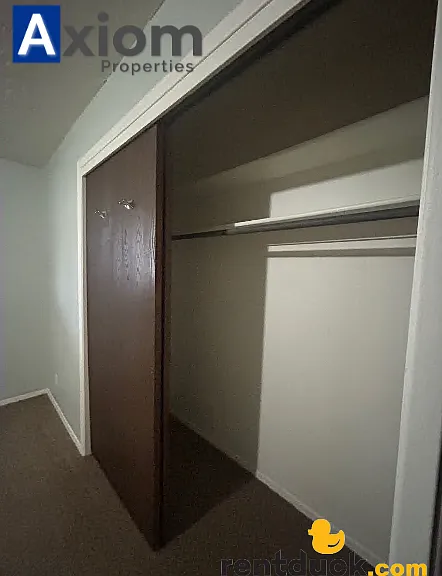 674 W Cedar — Photo 23