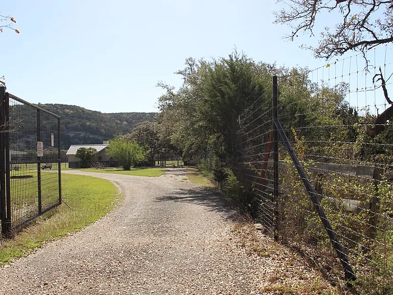 701 Bushwhack Rd — Photo 31