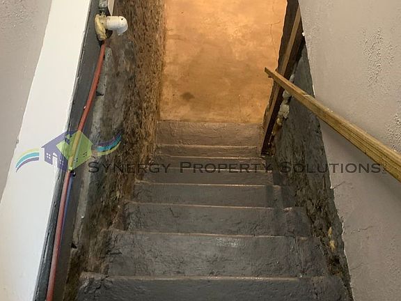 3rd image of 239 Sturges Ave