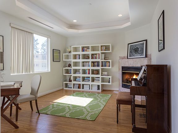 5th image of 2345 Mira Vista Ave Unit 105