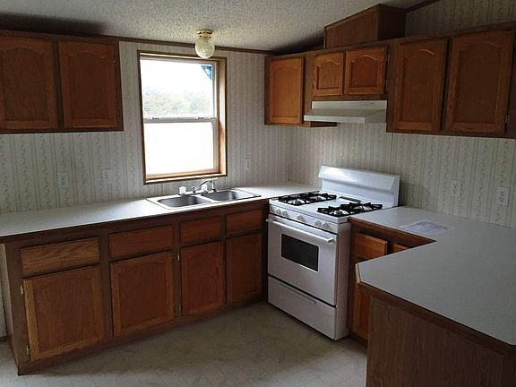 4th image of 13055 Ashton Dr