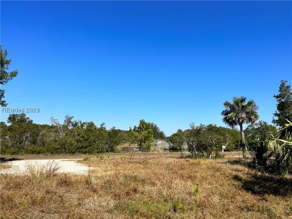 38 Harbor River Cir, Saint Helena Island, SC 29920