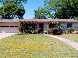 2327 W Summit Ave, San Antonio, TX 78201