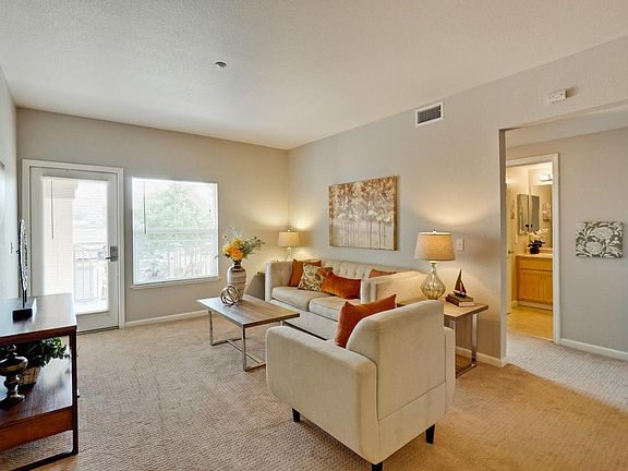 3rd image of 2177 Alum Rock Ave APT 122