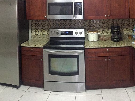4th image of 3601 NW 111th Ave