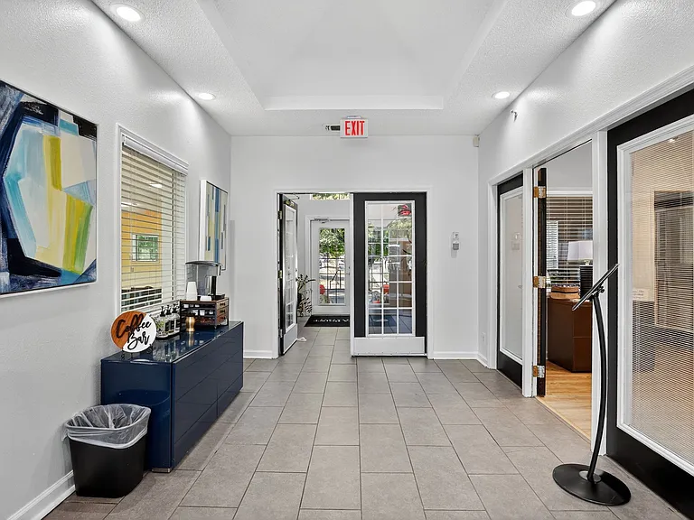 Welcome to Vista Point Apartments, where modern design meets exceptional comfort. Our inviting community space features sleek finishes and ample natural light. Ready to elevate your lifestyle? Schedule a tour today to see your new home!