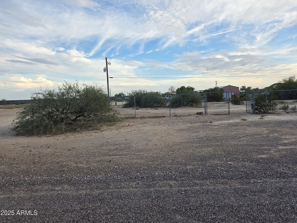 2nd image of 3015&3025 W AGUADERO Drive #35
