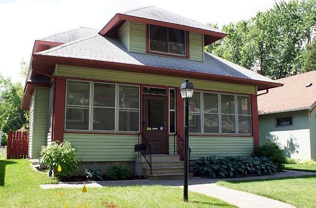 1st image of 1704 Palace Ave