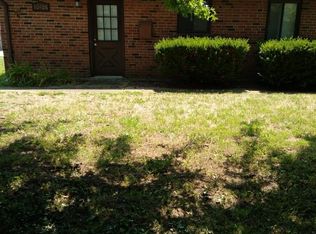 10406 Big Bend Rd #A, Saint Louis, MO 63122