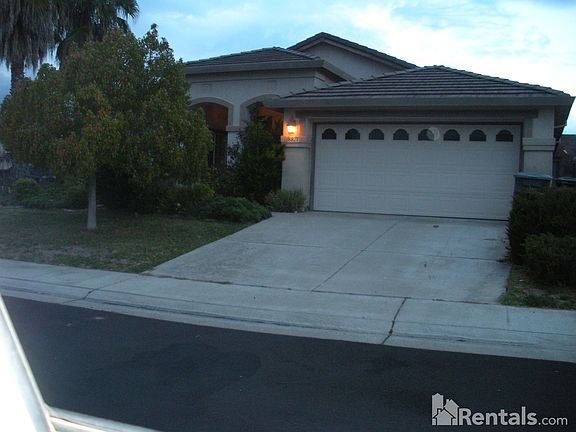 2nd image of 8827 Monterey Oaks Dr