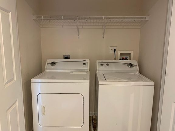 3rd image of 110 Aaron Pl APT 213
