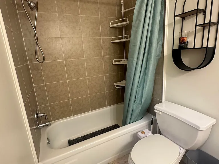 2132 Belle Grove Dr SW — Photo 22