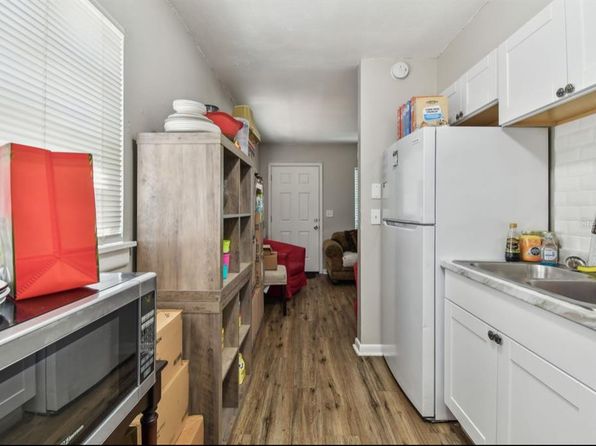 tampa-florida-444513852 picture